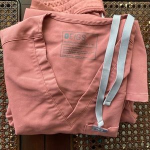 FIGS SCRUBS
